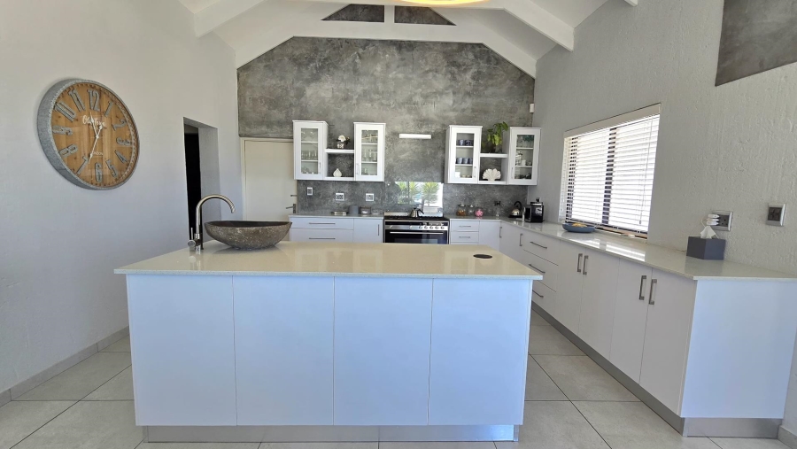 3 Bedroom Property for Sale in Da Gama Bay Western Cape